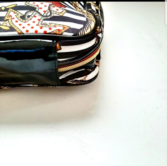 💜HOSTPICK💜Betsey Johnson bag - Picture 4 of 8